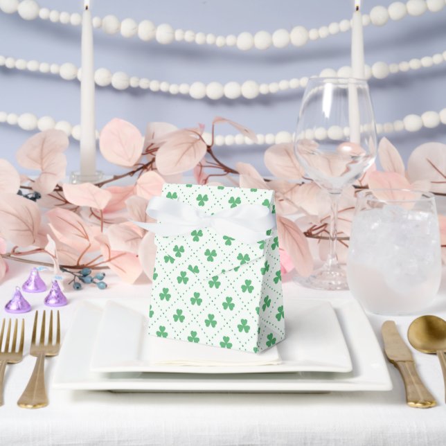 Elegant Clover Pattern Tent 4x2x5 Favor Box (Wedding)