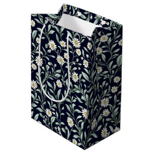 Elegant Daisy Floral Pattern on Dark Background Medium Gift Bag