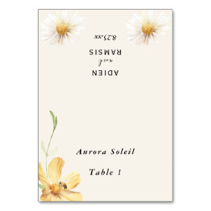 Elegant Daisy Wedding Foldable Place Card