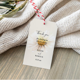 Elegant Daisy Wedding Gift Tag