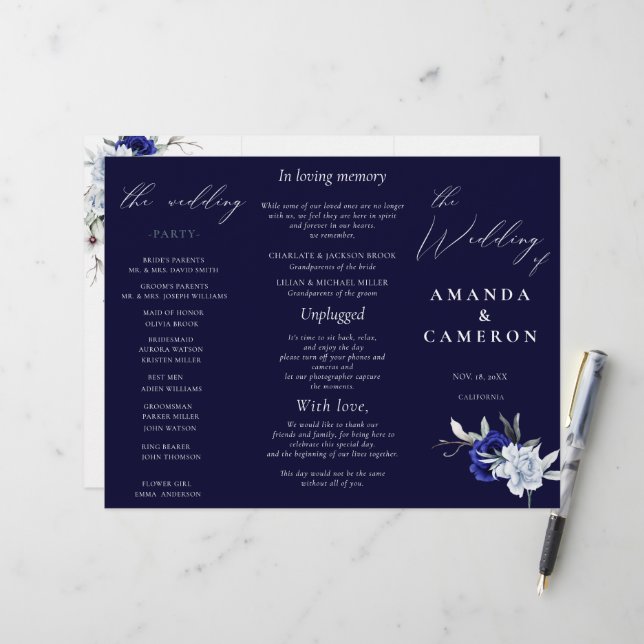 Elégant Dusty Blue Navy Floral Wedding Programme (Devant/Arrière en situation)