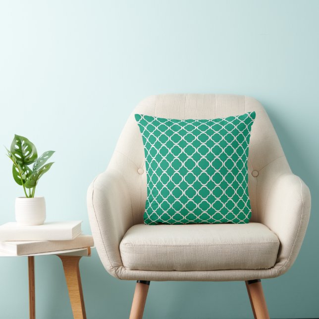 Elegant Emerald Green Moroccan Quatrefoil Pattern Throw Pillow (Chair)