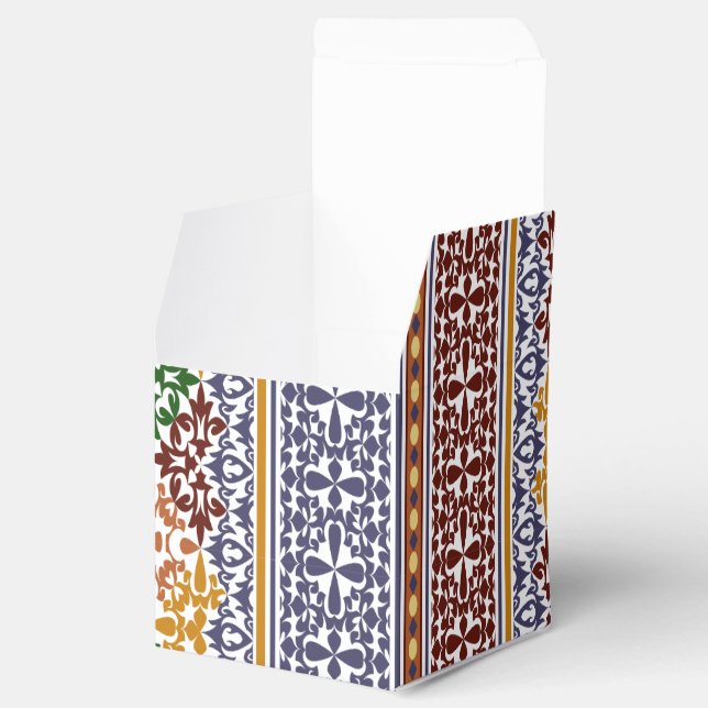 elegant ethnic pattern   favor box (Opened)