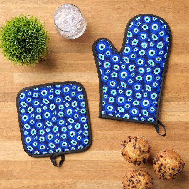 Elegant Evil Eye Patterned Oven Mitt & Pot Holder Set (Top Down)