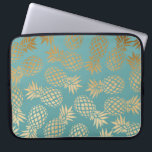 elegant faux gold tropical pineapple pattern laptop sleeve<br><div class="desc">Trendy and stylish faux gold pineapple pattern. You may customize the background colour.</div>