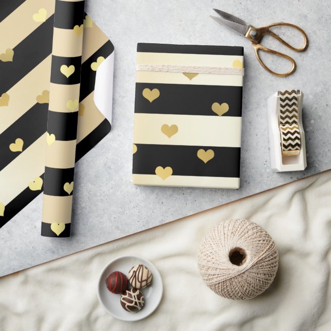 Elegant gold & black Valentine's day heart pattern Wrapping Paper (Crafts)