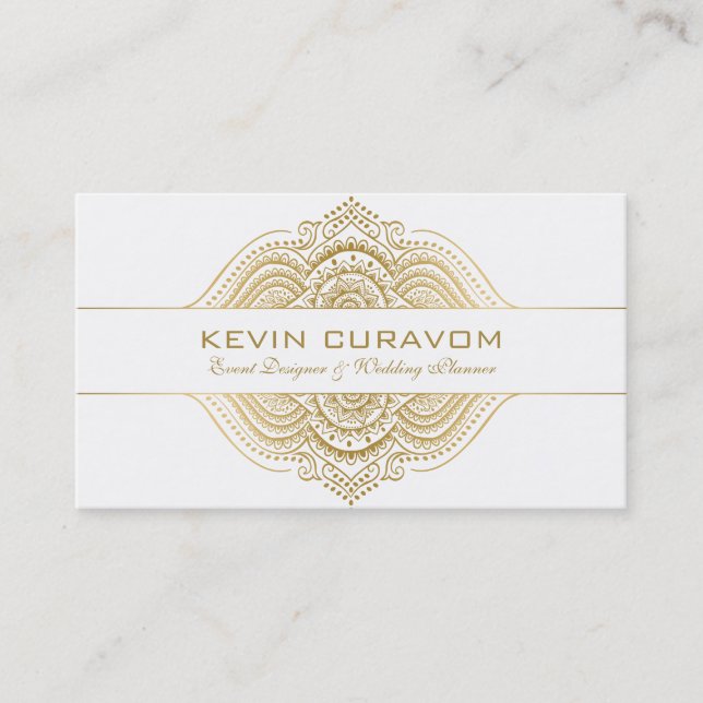 Elegant Gold Paisley Ornament Business Card (Front)