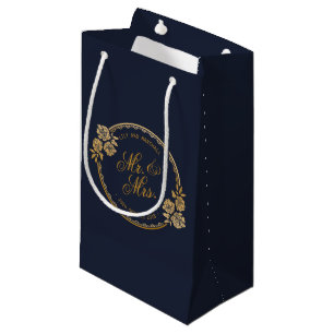Elegant Gold Personalized Wedding   Gift Bag