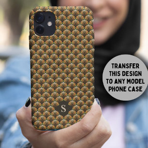 Elegant Gold Retro Floral Pattern Monogram iPhone 13 Case