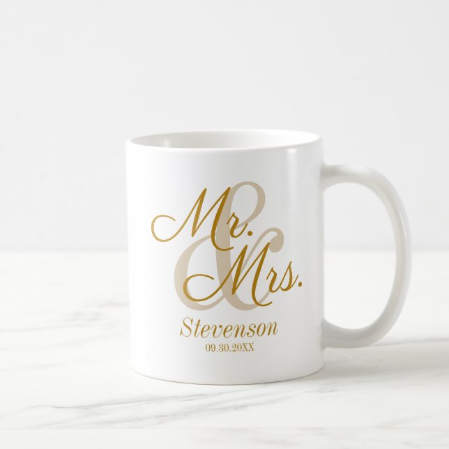 Élégant Gold Script Couple Mariage Cadeau Café Mug (Droite)