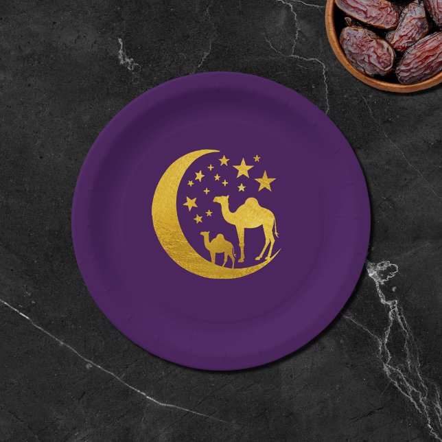 Elegant Golden Camel  Paper Plate (Creator Uploaded)