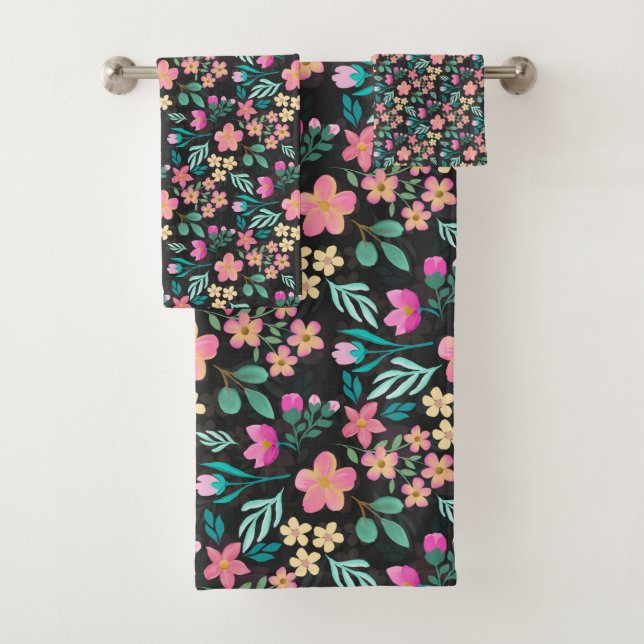 Elegant Hand-Drawn Pink Floral Black Design (En situation)