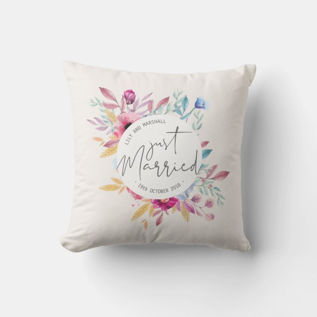 Elegant Just Married Wedding | Throw Pillow (Front)