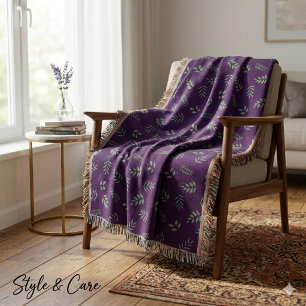 Elegant Leaf Print Fleece – Cozy & Stylish Blanket