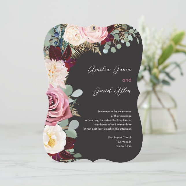 Elégant Mauve & Moody Black Faire-part de mariage (Debout devant)