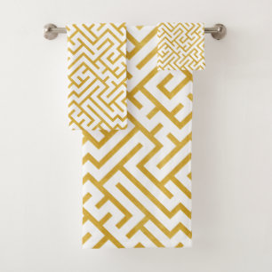 Elegant Maze Modern Art - Gold & White Bath Towel Set
