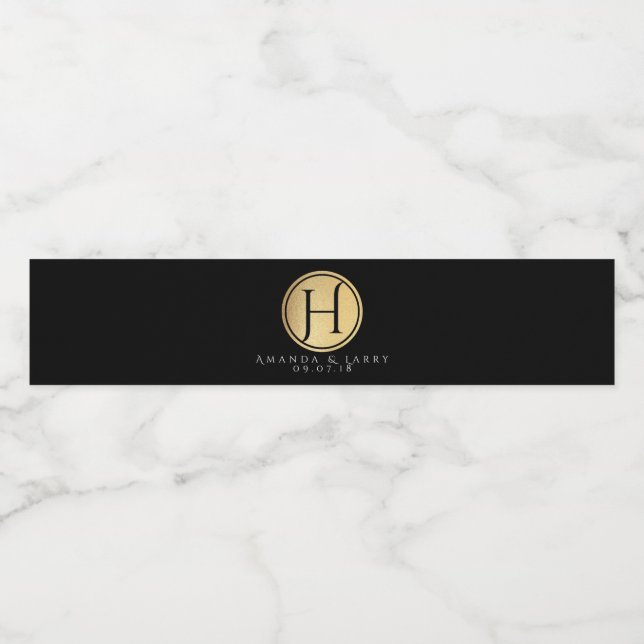 Elegant Minimalist Wedding Water Bottle Label (Single Label)
