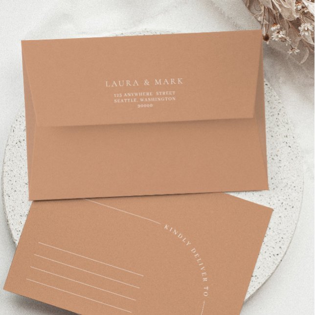 Elegant Modern Arch Rust Wedding Envelope (Creator Uploaded)