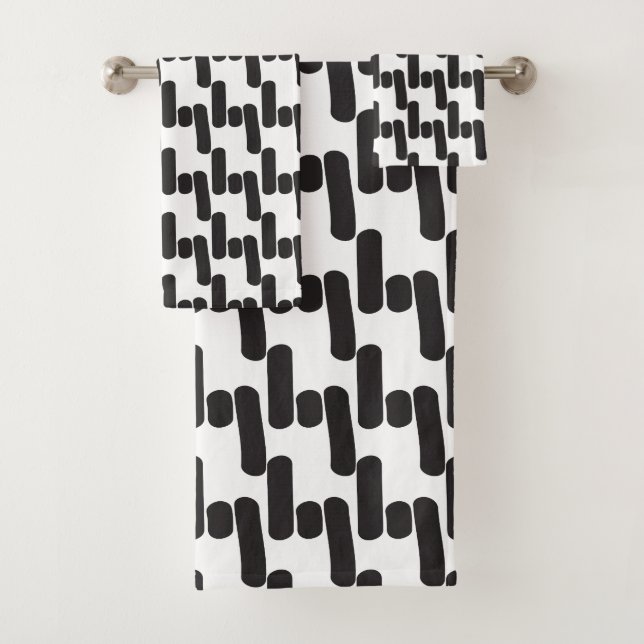 Elegant modern black and white bath towels (Insitu)
