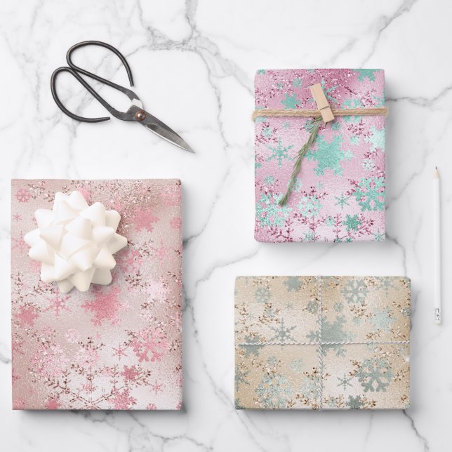 Elegant Modern Christmas Snowflake Pattern  Wrapping Paper Sheet (Front)