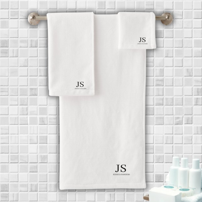 Elegant Monogram Personalized White Bath Towel Set (Elegant Monogram Personalized White Bath Towel Set)