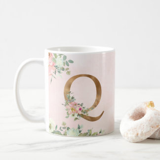 Élégant Monogramme Floral Rose Q Café Mug