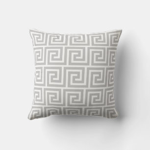 Élégant Motif grec sur oreiller à lancer blanc