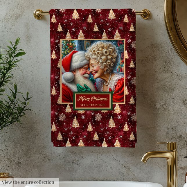 Elegant Mr. and Mrs. Claus Vintage Bath Towel (Elegant Mr. and Mrs. Claus Vintage Bath Towel)