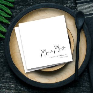Elegant Mr and Mrs Custom Wedding Napkins