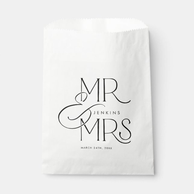 Elegant Mr and Mrs. Personalized Wedding Favour Bag (Front)