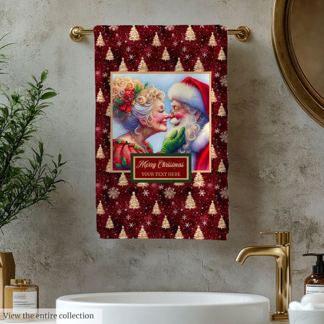 Élégant Noël M. et Mme Claus Serviette de bain (Elegant Christmas Mr. and Mrs. Claus Bath Towel)