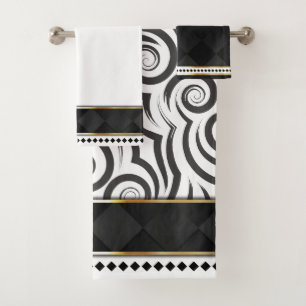 Elégant noir, blanc et or avec perles