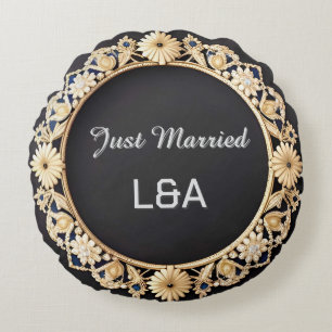 Elegant Ornamental Details Luxury Sophisticated  Round Pillow