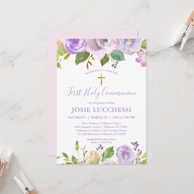 Élégant Purple Floral Baptême Communion Invitation (Devant/Arrière en situation)
