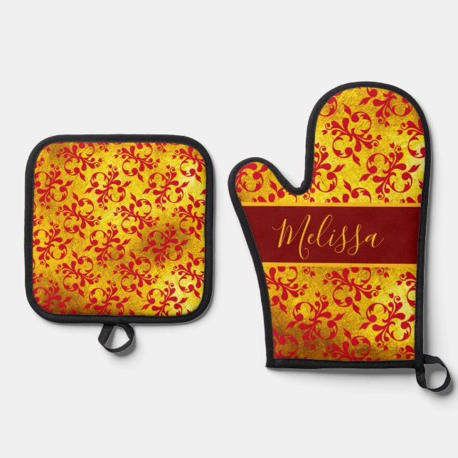 Elegant Red Damask and Gold Texture  Oven Mitt & Pot Holder Set (Front)