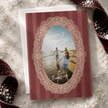 Elegant Red Stripe Lace Oval Frame Photo