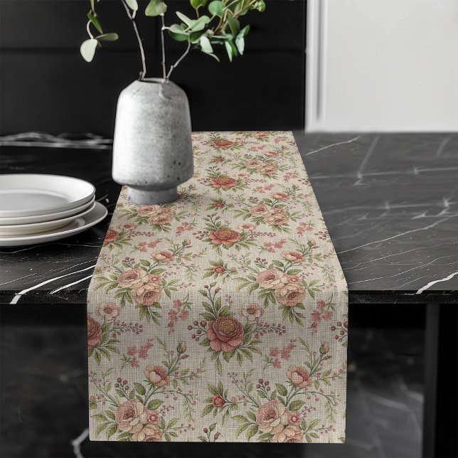 Elegant Rose Pattern Table Runner in Shabby Style (Elegant Rose Pattern Table Runner in Shabby Style)