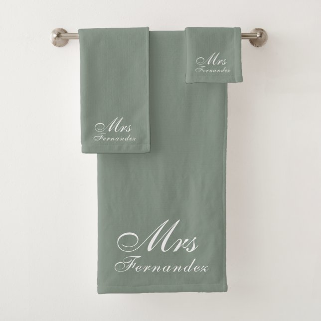 Elegant Sage Green Mrs. Bridal Shower Gift Bath Towel Set (Insitu)