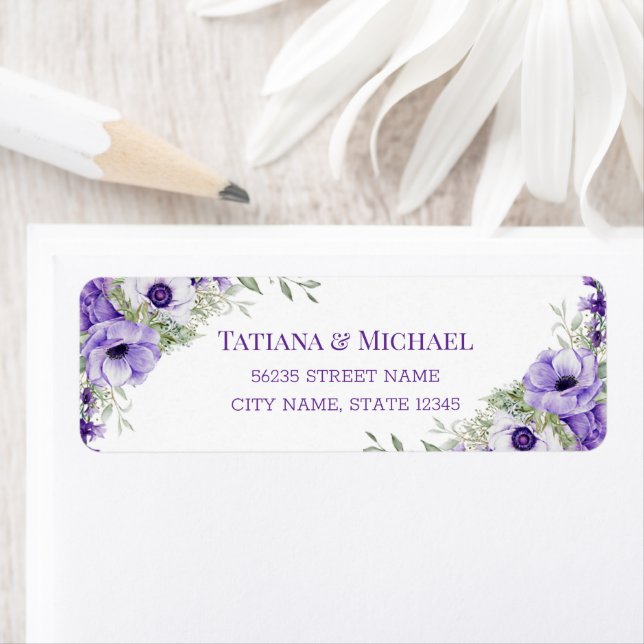 élégant script classique violet mariage floral (En situation)