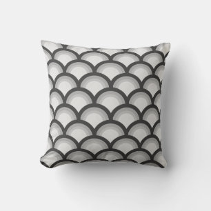 Elegant Seamless Circle Pattern Throw Pillow