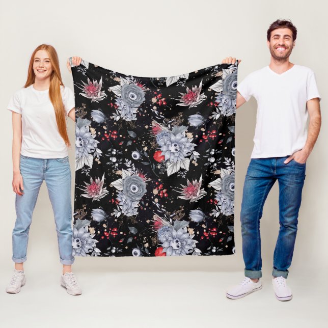 Elegant Skull Roses Silver Black  Fleece Blanket (In Situ)
