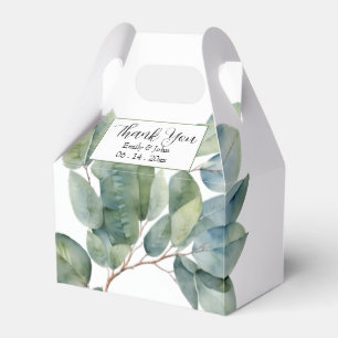 Elegant spring green leaves favor box