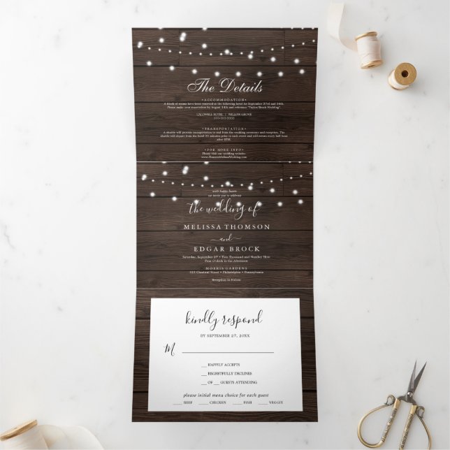 Elégant Tri-Fold Rustique mariage en bois Invitati (Intérieur)