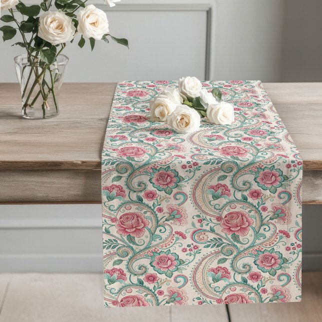 Elegant Victorian Floral Table Runner Vintage (Elegant Victorian Floral Table Runner Vintage)
