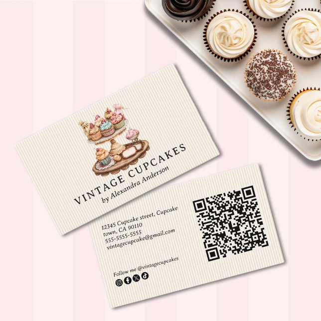 Elegant Vintage Cupcake Pastry  Business Card (Elegant Vintage Cupcake Pastry Business Card)