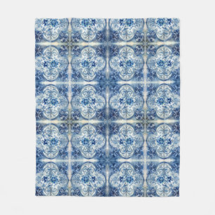 Elegant Vintage Dutch Delft Floral Art Ornament Fleece Blanket