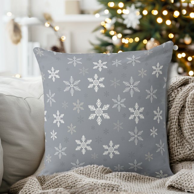 Elegant Vintage Grey Snowflakes pattern Holidays Throw Pillow (Elegant Vintage Grey Snowflakes pattern Holidays Throw Pillow)