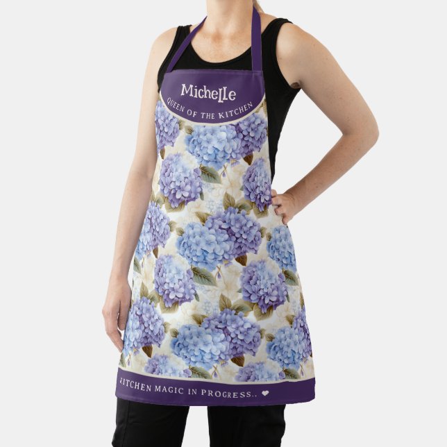 Elegant vintage hydrangea pattern apron (Insitu)