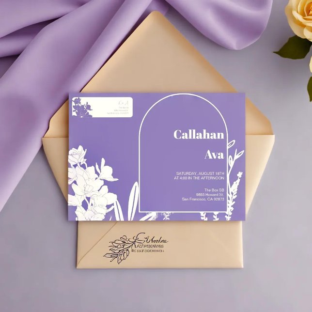 Élégant violet fleuri Nom et (Elegant Purple Floral Couple Names return adress label on a purple envelope )