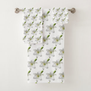 Elegant White Flowers on White Background Bath Towel Set